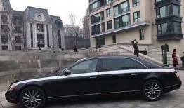 吃瓜迈巴赫车主,迈巴赫车主的奢华生活