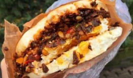 吃瓜哈馍,探寻民间美食的独特魅力
