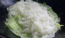 吃瓜网炒米粉,探寻地道美食背后的故事