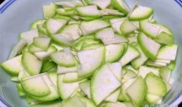 秋季吃瓜怎么吃好,美味又养生的吃瓜技巧