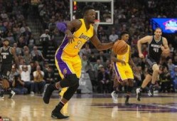 湖人人吃瓜群众