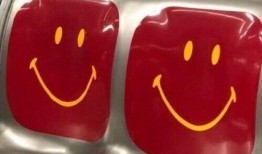 老公吃瓜文案搞笑,笑料连连，家庭欢乐无限