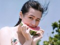 吃瓜搞怪头像女生,揭秘吃瓜搞怪头像女生的独特魅力