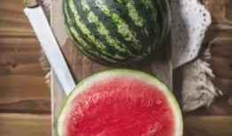 吃瓜越吃越多,越吃越多的奇妙心理揭秘