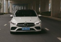 奔驰小姐姐吃瓜,揭秘娱乐圈幕后故事