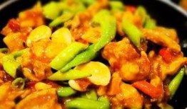 大嘴蛙吃瓜,一场味蕾与自然的奇妙邂逅
