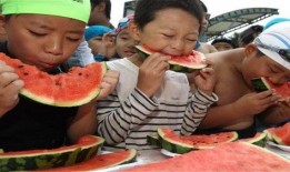 自由人吃瓜基地,揭秘娱乐圈幕后风云