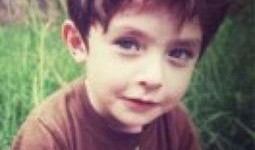 男孩吃瓜头像微风,男孩吃瓜头像尽显悠闲时光