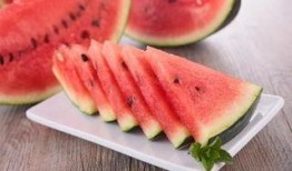 今年吃的瓜图片