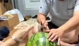 直播间吃的瓜叫什么瓜,揭秘网络流行语背后的故事